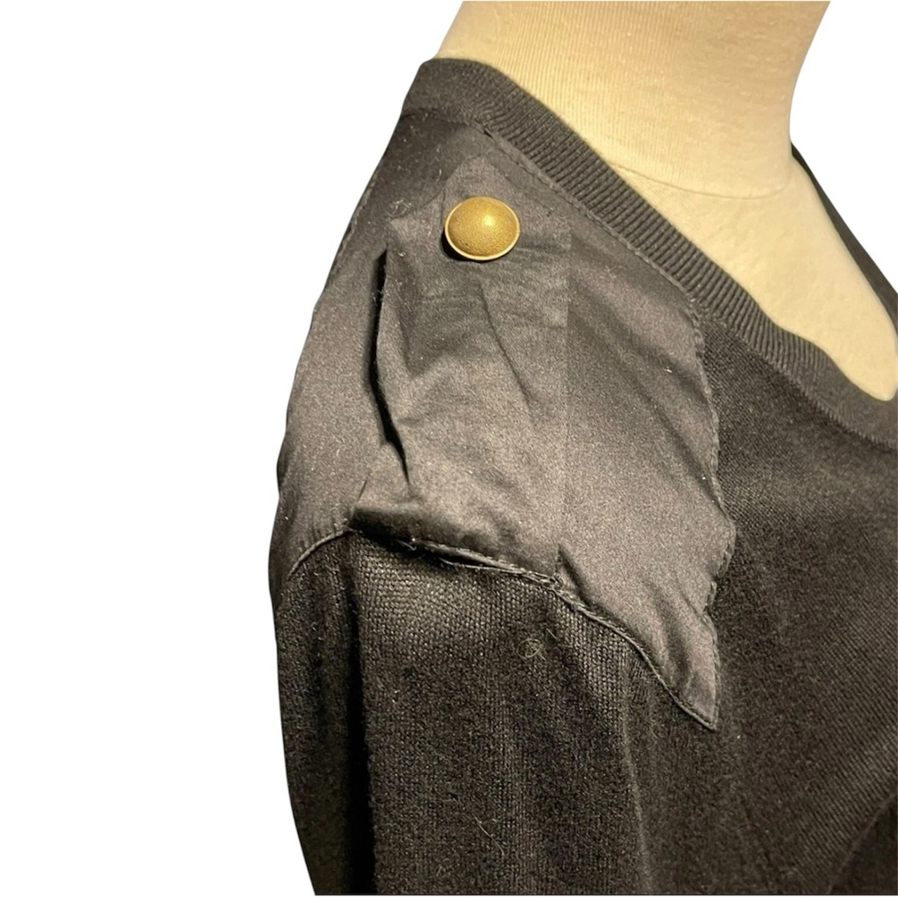 TORRID: Black Waist Length Cropped Cardigan With Brass Colored Buttons - 2X NWT - Picture 3 of 11